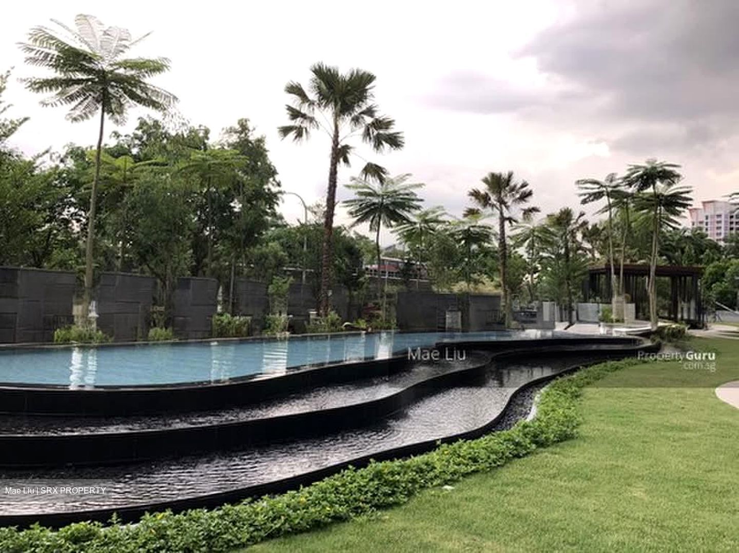 Lake Grande (D22), Condominium #572191231
